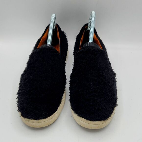 Ugg Ricci Faux-Fur Black  Teddy bear Slip-on Sneakers - Picture 2 of 8